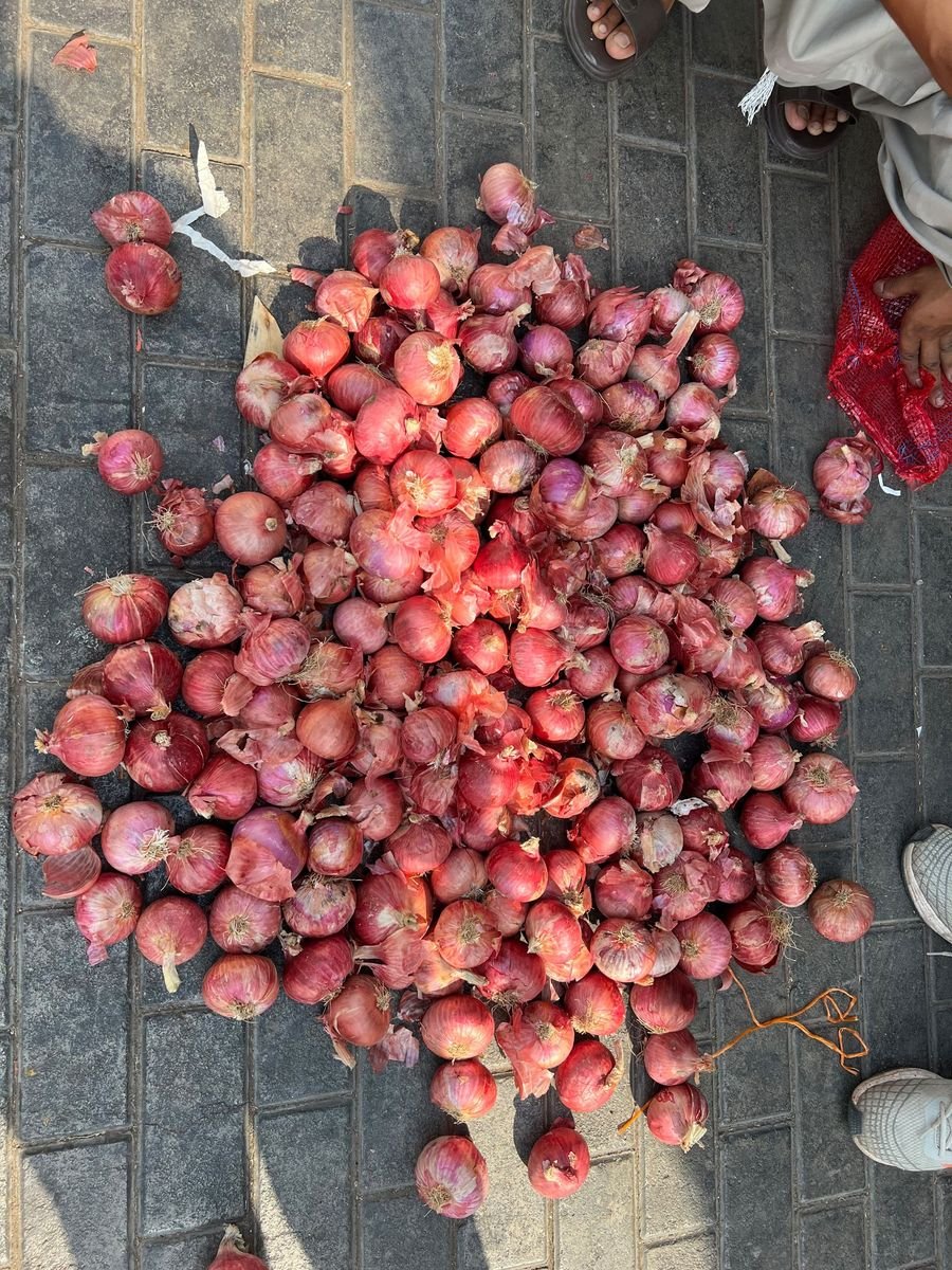 Fresh produce operations supporting Yakksh Foodstuff India trade